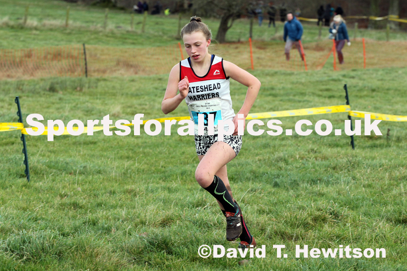 Girls under-13s cross country, 2019 North Eastern Cross Country Champs., Alnwick, Northumberland.  Photo: David T. Hewitson/Sports for All Pics